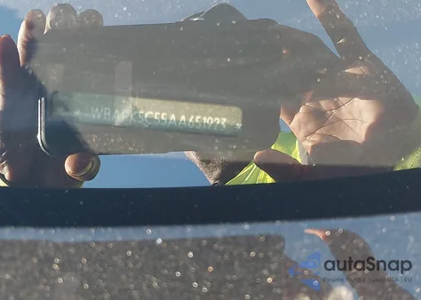 2010 BMW 328I xDrive from USA, damaged, VIN WBAPK5C55AA651923